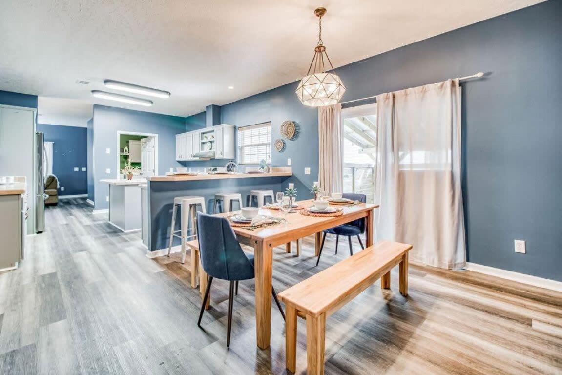Cam'S Coastal Cottage- Nas Pensacola, Close To Beach Exterior photo